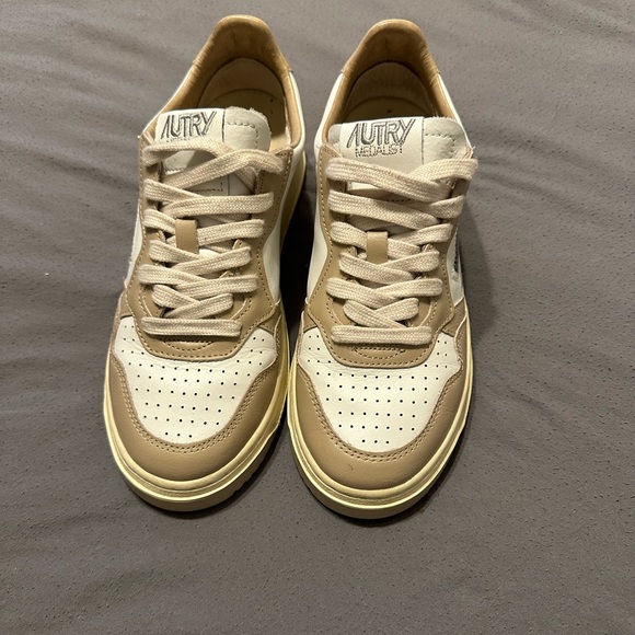 Autry medalist 38 - Picture 1 of 6